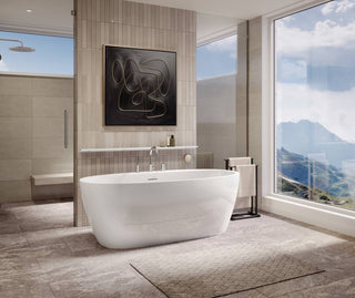 Hatto 67" x 32" Freestanding Bathtub - Center Drain