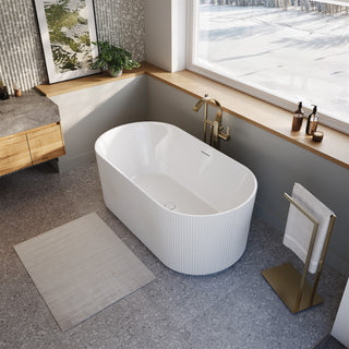 Tori 5932 Acrylic Freestanding Bathtub with Center Drain